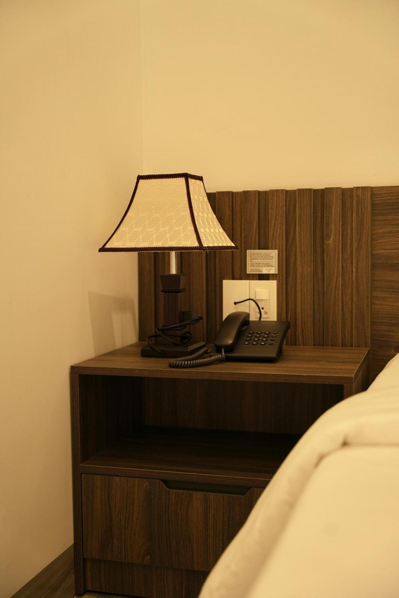 Tuyet Suong Hotel Quang Ngai Zewnętrze zdjęcie