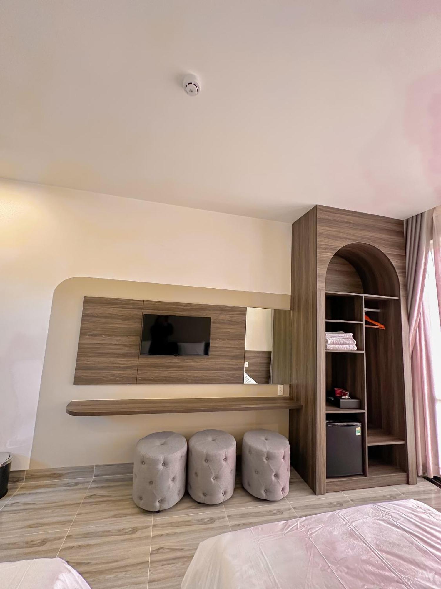 Tuyet Suong Hotel Quang Ngai Zewnętrze zdjęcie
