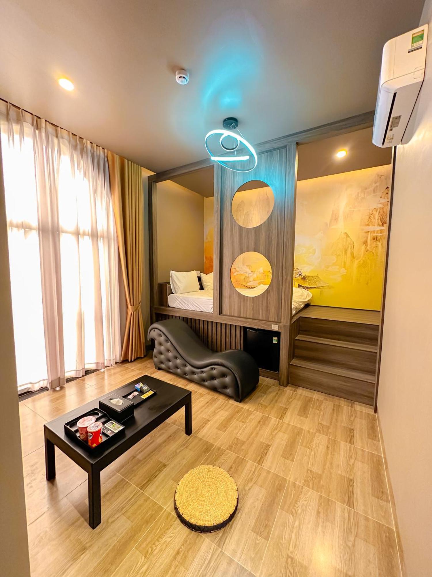 Tuyet Suong Hotel Quang Ngai Zewnętrze zdjęcie
