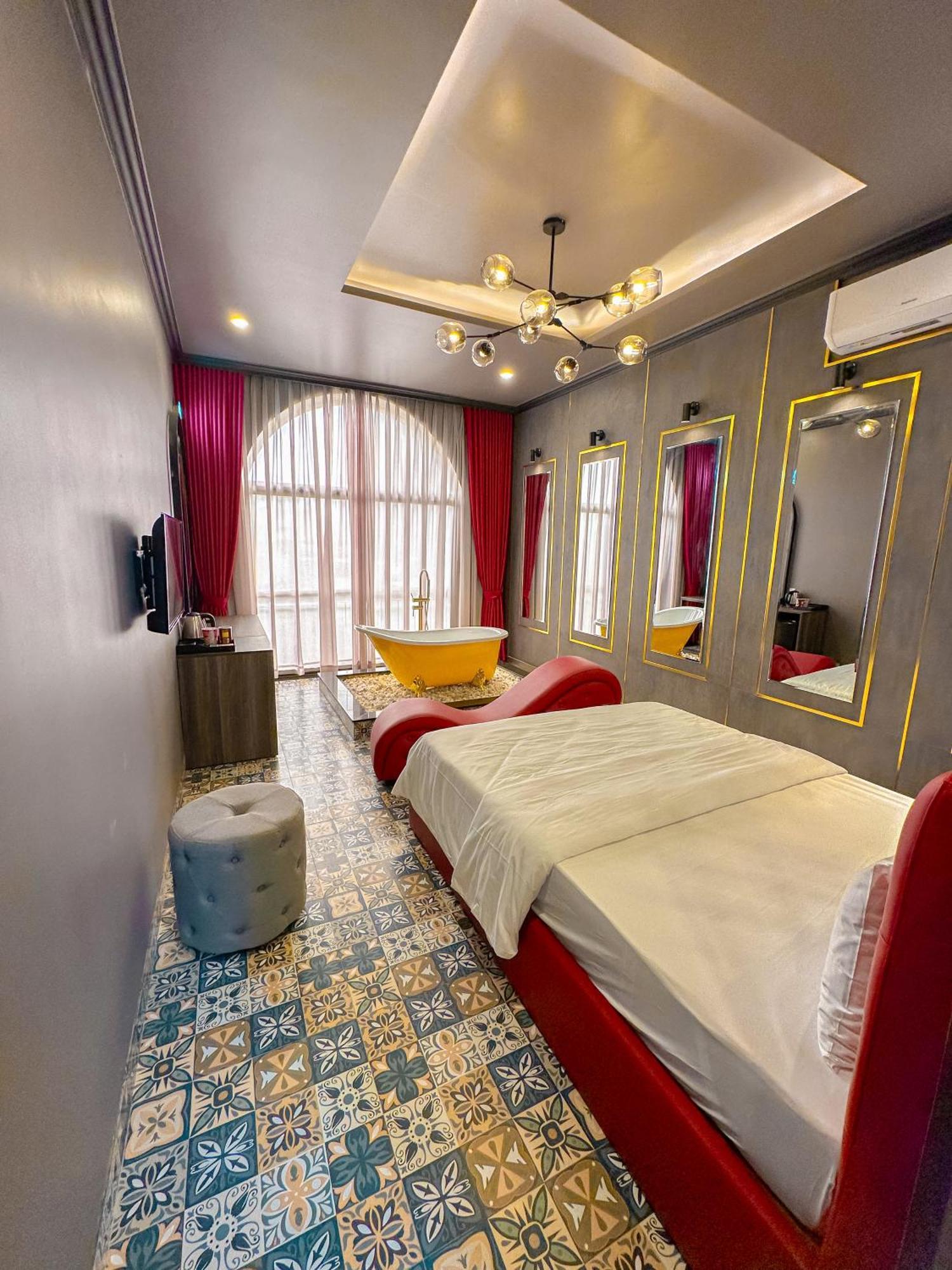 Tuyet Suong Hotel Quang Ngai Zewnętrze zdjęcie